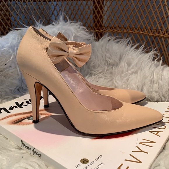 Jill Stuart - Nude Mary-Jane Heels - Picture 6 of 16
